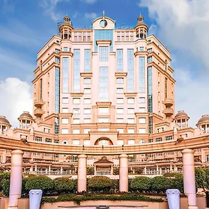 ***** 호텔 Swissotel Al Murooj 아랍에미리트