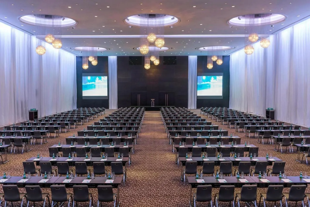 Le Meridien Dubai Hotel & Conference Centre United Arab Emirates